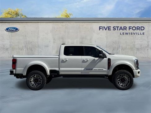New 2026 Ford F250 Lariat w/ Black Appearance Package image 3