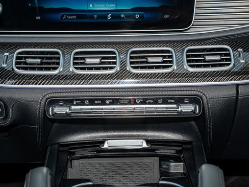 Used 2024 Mercedes-Benz GLE 53 AMG 4MATIC image 25