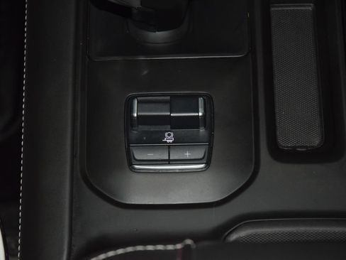 Used 2023 GMC Sierra 1500 AT4X AWD/4WD image 39