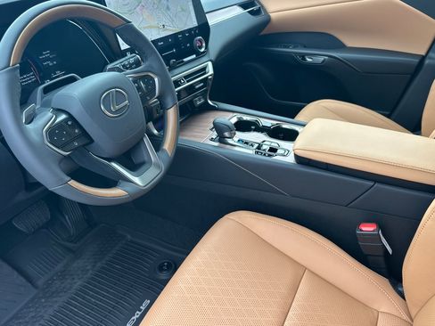 Certified 2026 Lexus RX 350 Premium Plus image 7