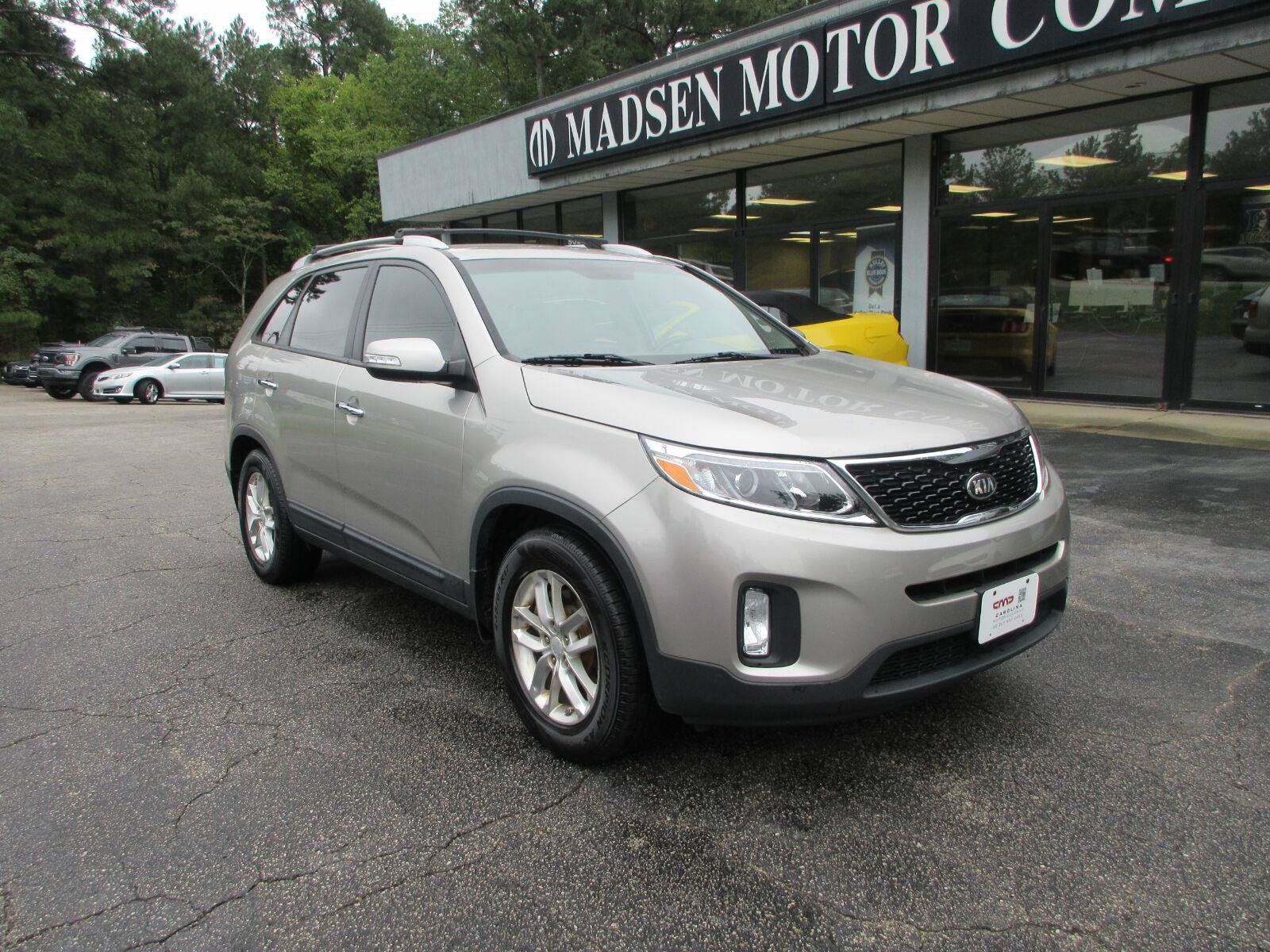 Used 2014 Kia Sorento LX FWD image 3