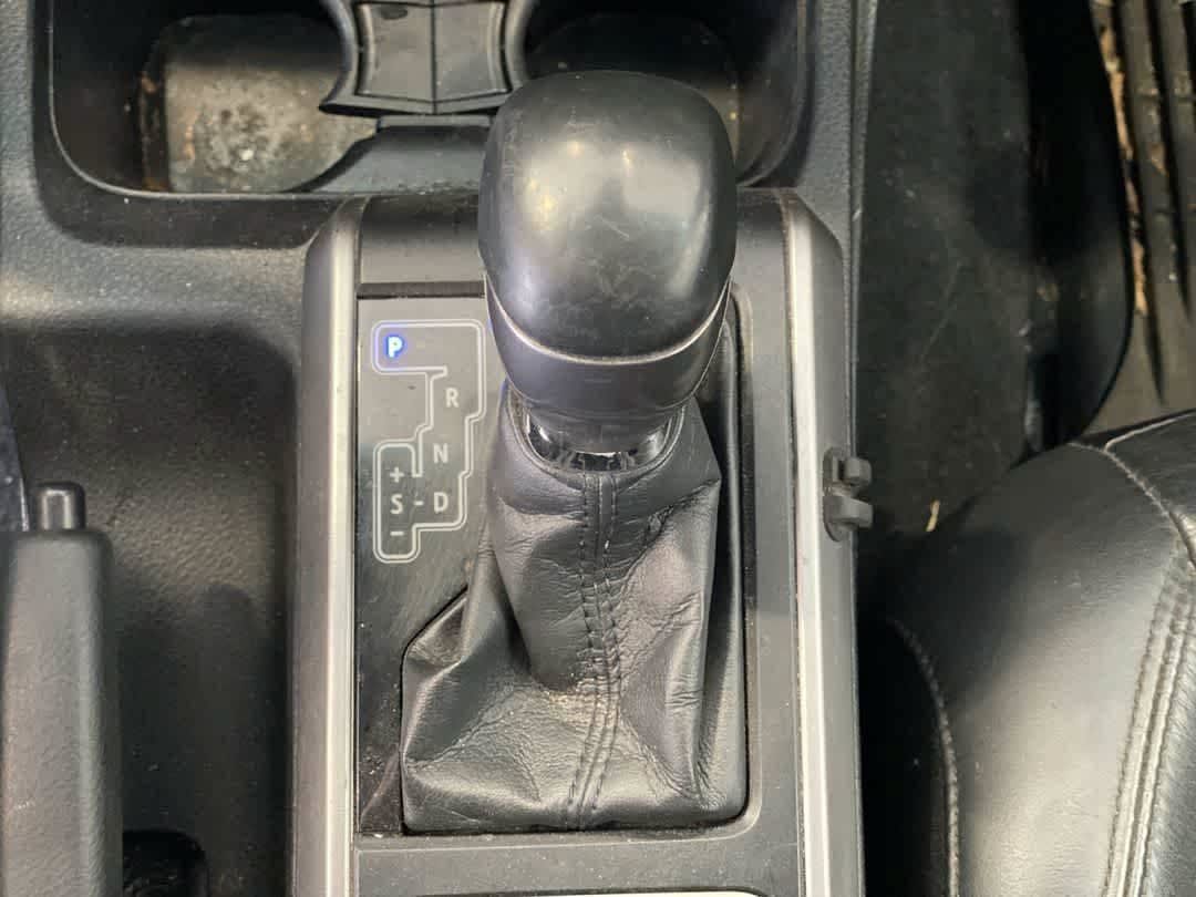 Used 2021 Toyota Tacoma Limited AWD/4WD image 23
