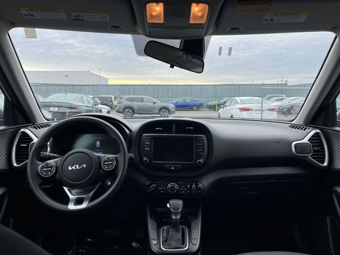 Used 2024 Kia Soul LX w/ Option Group 015 image 31