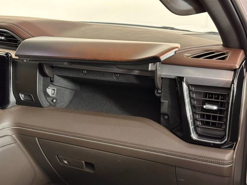 Used 2023 GMC Sierra 1500 Denali w/ Denali Reserve Package image 8