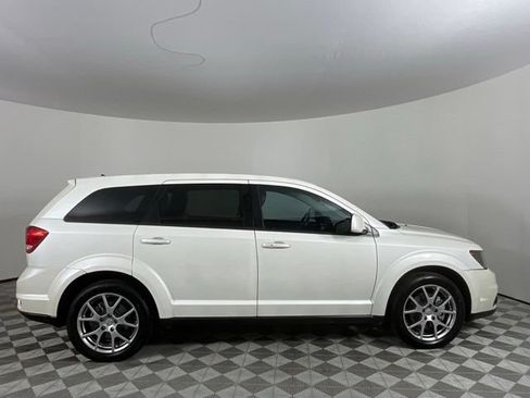 Used 2015 Dodge Journey R/T w/ Flexible Seating Group FWD image 2