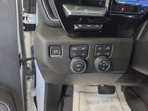 Used 2023 Chevrolet Silverado 1500 High Country w/ Technology Package AWD/4WD image 19