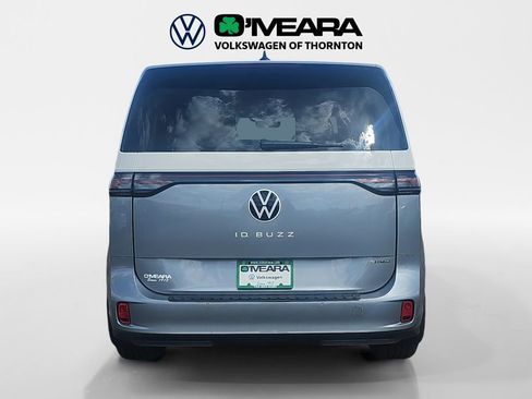 New 2025 Volkswagen ID. Buzz 1st Edition image 4
