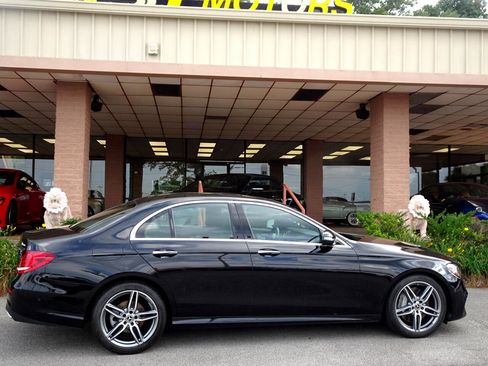 Used 2020 Mercedes-Benz E 350 4MATIC Sedan w/ Driver Assistance Package image 2