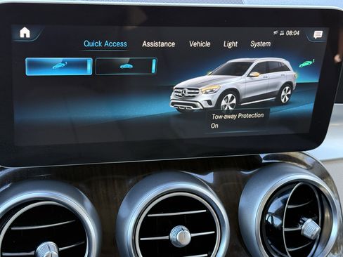 Used 2022 Mercedes-Benz GLC 300 image 21