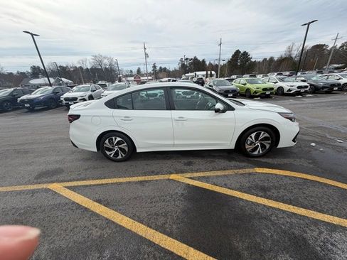 Used 2025 Subaru Legacy Premium image 4