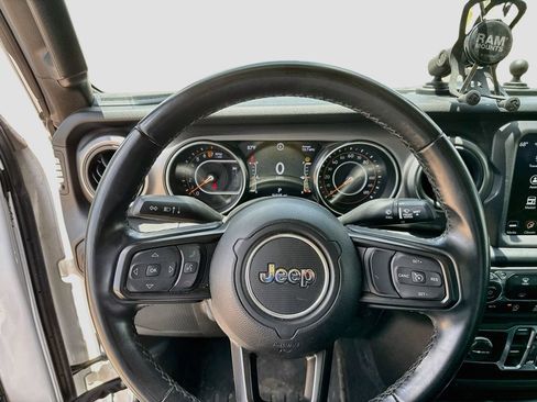 Used 2021 Jeep Gladiator Sport AWD/4WD image 13