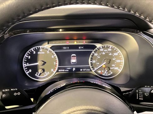 Used 2022 Nissan Pathfinder SL w/ SL Black Package image 25