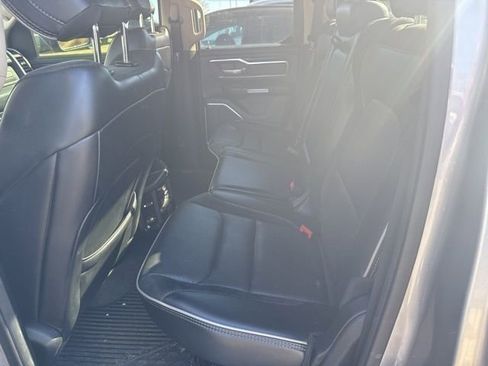 Used 2019 RAM 1500 Laramie image 31