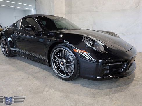 Used 2022 Porsche 911 50th Anniversary Edition image 46