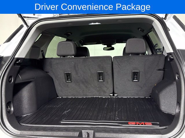 Used 2023 GMC Terrain SLE w/ Driver Convenience Package AWD/4WD image 14