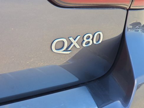 Used 2024 INFINITI QX80 Luxe RWD image 8