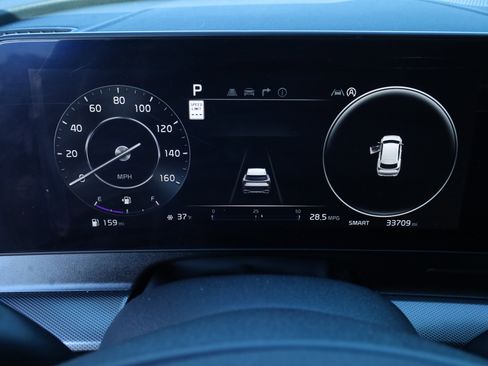 Used 2025 Kia Sportage SX image 30