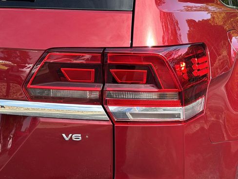 Used 2019 Volkswagen Atlas SE w/ Panoramic Sunroof Package FWD image 45
