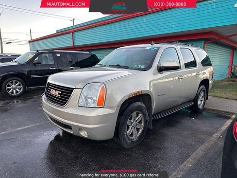 Used 2012 GMC Yukon SLT image 1