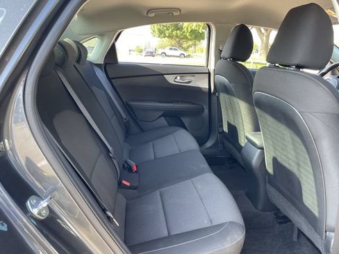 Used 2024 Kia Forte LXS FWD image 25