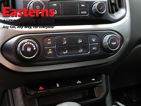 Used 2022 Chevrolet Colorado LT RWD image 20