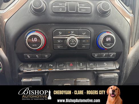 Used 2022 Chevrolet Silverado 3500 High Country w/ Z71 Off-Road Package AWD/4WD image 3
