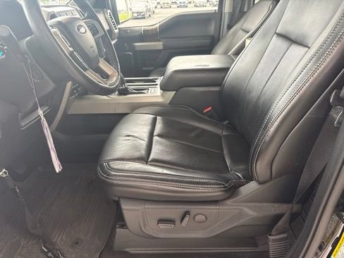 Used 2019 Ford F150 Lariat w/ Equipment Group 502A Luxury AWD/4WD image 13