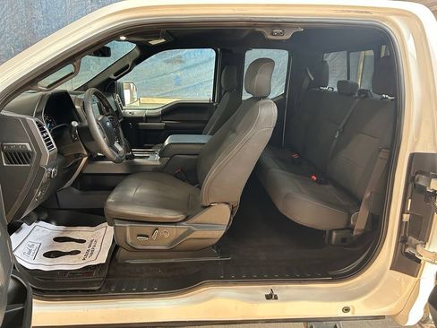 Used 2015 Ford F150 XLT w/ Equipment Group 302A Luxury AWD/4WD image 34