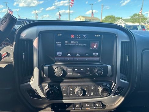 Used 2015 GMC Sierra 1500 SLE w/ SLE Value Package AWD/4WD image 18