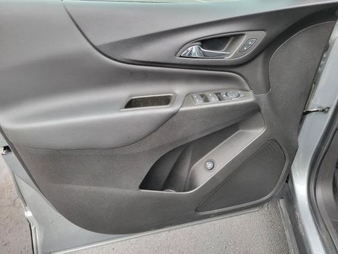 Used 2024 Chevrolet Equinox LT w/ LPO, Floor Liner Package image 5