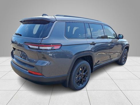 New 2026 Jeep Grand Cherokee L 4WD image 4
