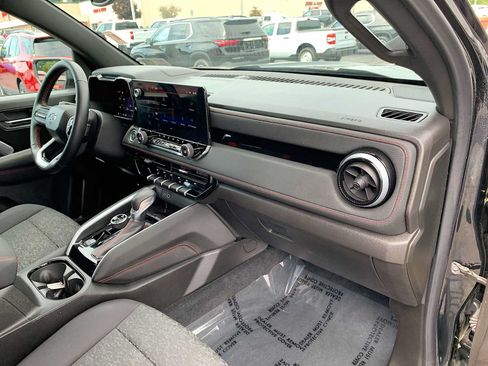 Certified 2025 Chevrolet Colorado Z71 AWD/4WD image 27