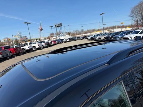 Certified 2024 GMC Acadia AT4 w/ Luxury Package image 10