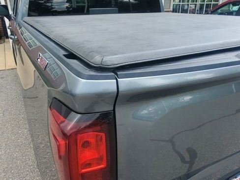 Used 2021 GMC Sierra 1500 SLE w/ X31 Off-Road Package AWD/4WD image 3