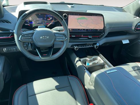 New 2024 Chevrolet Silverado EV RST image 15