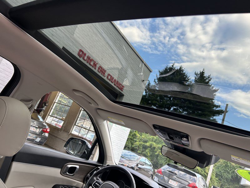 Used 2023 Kia Sorento S w/ Panoramic Sunroof Package AWD/4WD image 22