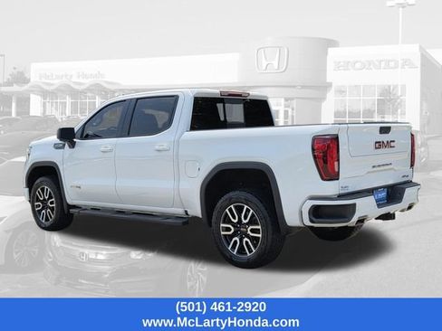 Used 2021 GMC Sierra 1500 AT4 w/ AT4 Value Package AWD/4WD image 3