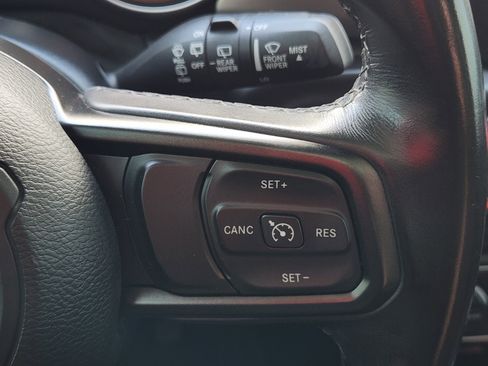 Used 2020 Jeep Wrangler Sport AWD/4WD image 30