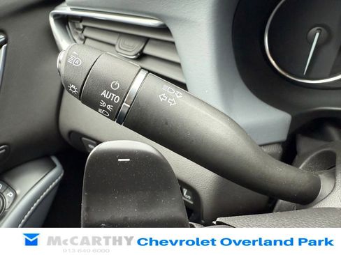 Used 2022 Buick Enclave Premium image 23