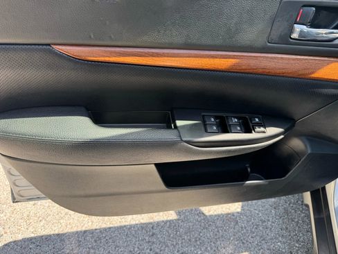 Used 2014 Subaru Outback 2.5i Limited image 21