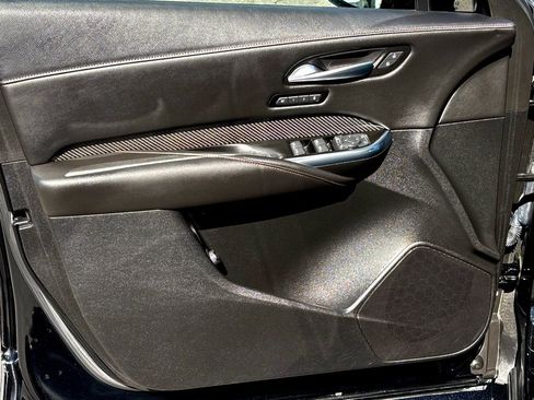 Used 2021 Cadillac XT4 Sport image 12