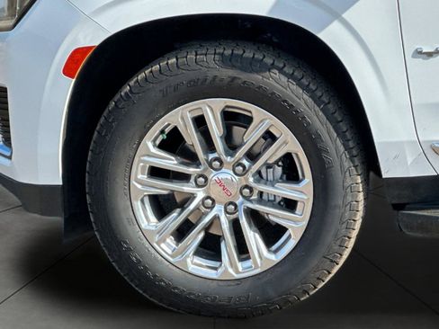 Used 2023 GMC Yukon XL SLT RWD image 33