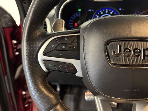 Used 2018 Jeep Grand Cherokee Trackhawk AWD/4WD image 15