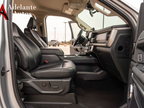 Used 2024 Ford Expedition Max XLT image 14