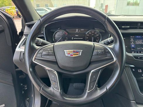 Used 2021 Cadillac XT5 Luxury w/ LPO, Floor Liner Package AWD/4WD image 15