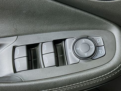 Used 2025 Buick Encore GX Preferred image 15