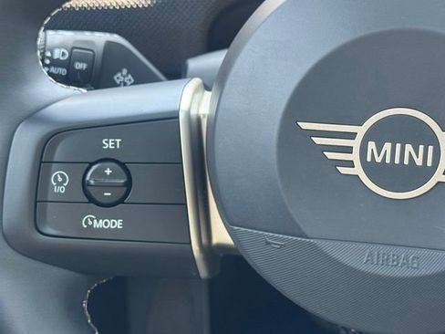 Certified 2026 MINI Cooper 4-Door Hardtop FWD image 21