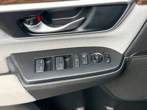 Used 2021 Honda CR-V EX image 17