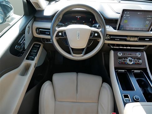 Used 2023 Lincoln Aviator Reserve w/ Equipment Group 201A image 17