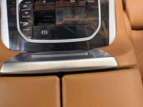 Certified 2024 BMW X6 xDrive40i w/ Parking Assistance Package AWD/4WD image 40